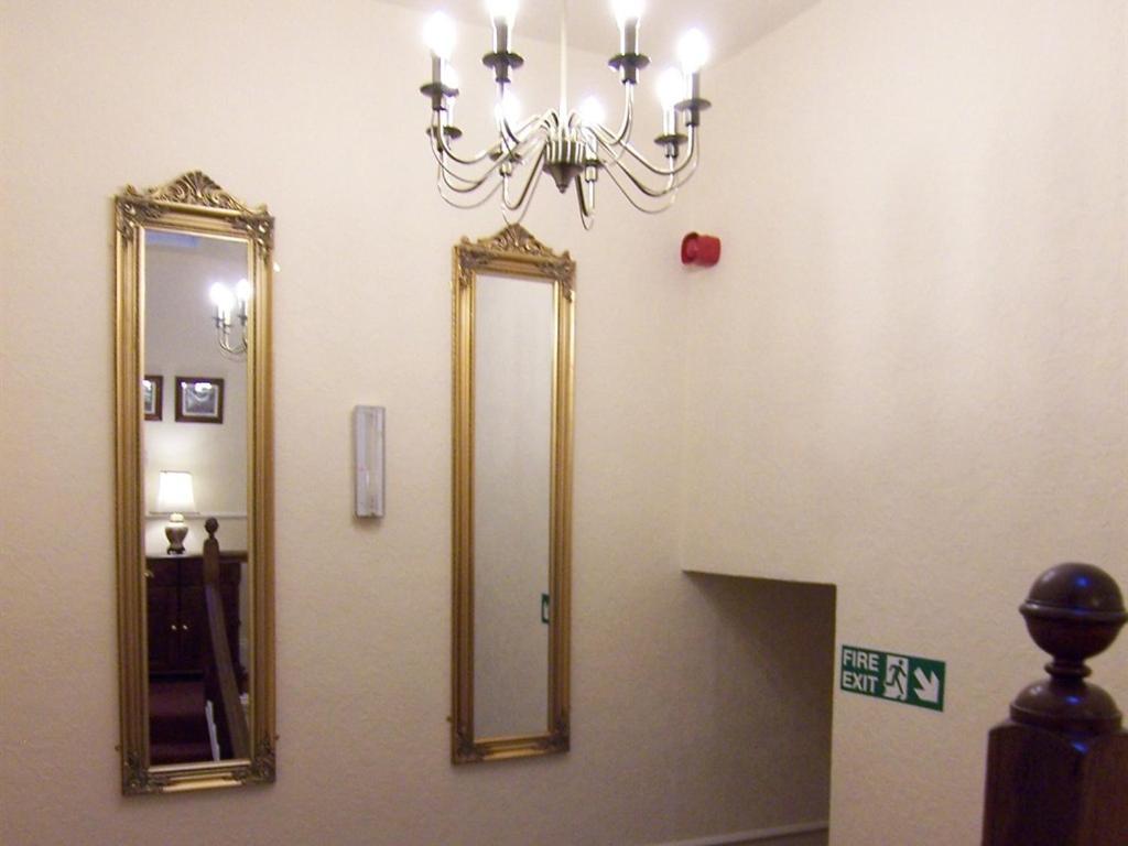 Powys Lodge Scarborough Exterior foto